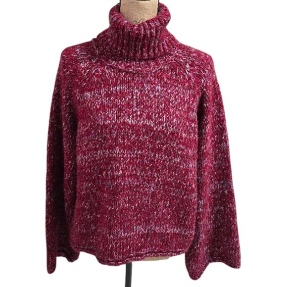 Urban Outfitters Women's‎ Red Turtleneck Cropped Sweater Size Medium - Picture 1 of 6